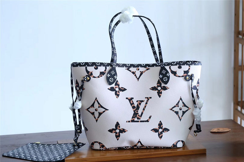 Ver Fashion Lu-Vi bags - 8090
