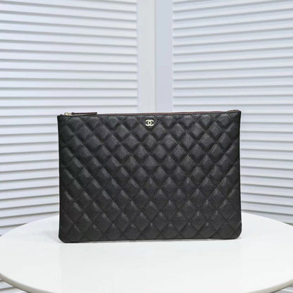 CHL POUCH CLASSIC BLACK LEATHER CLUTCH A82545