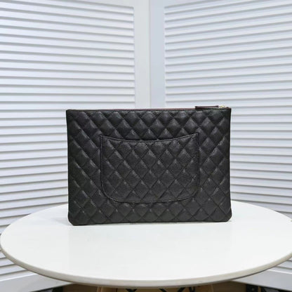 CHL POUCH CLASSIC BLACK LEATHER CLUTCH A82545