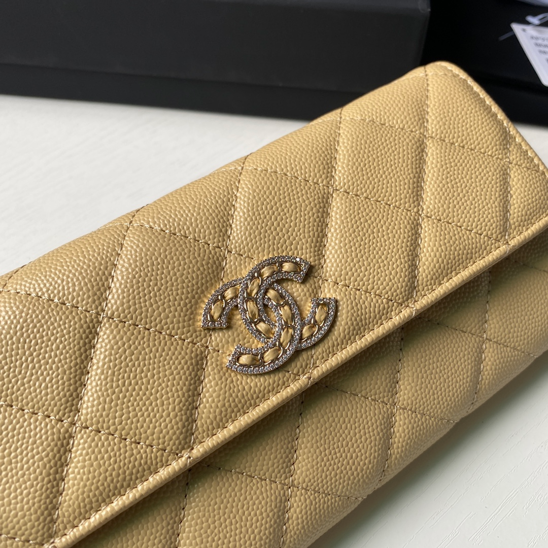 CHL LONG FLAP WALLET BEIGE AP0955