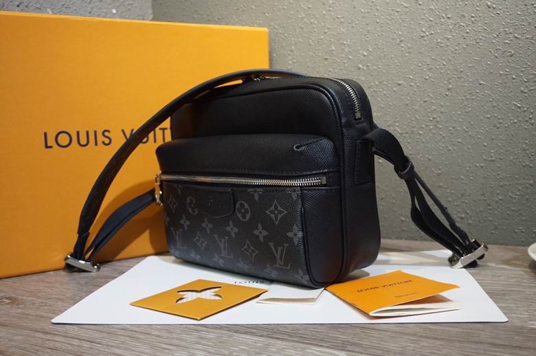 VL - Luxury Bags LUV 698
