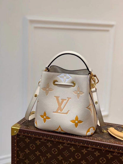 Ver Fashion Lu-Vi bags - 17540