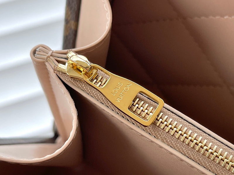 Ver Fashion Lu-Vi bags - 17406