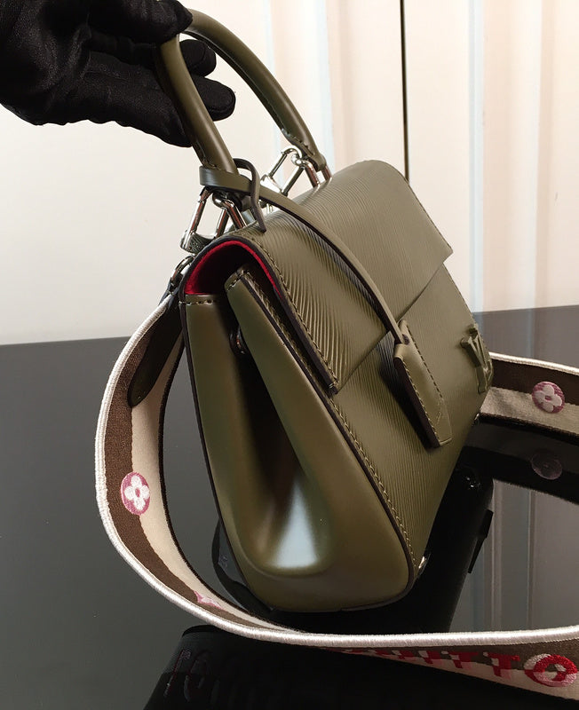 Ver Fashion Lu-Vi bags - 17102