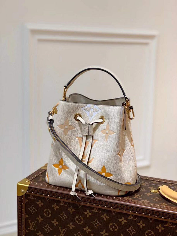 Ver Fashion Lu-Vi bags - 17540