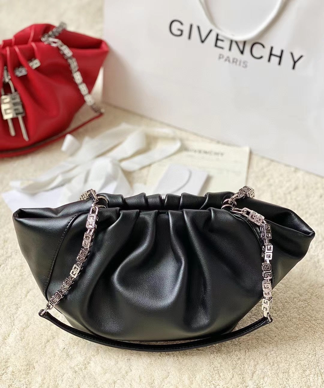 gv Small Kenny Bag Black For Women, Handbags, Shoulder Bags 12.6in/32cm BB50MJB1DM-001