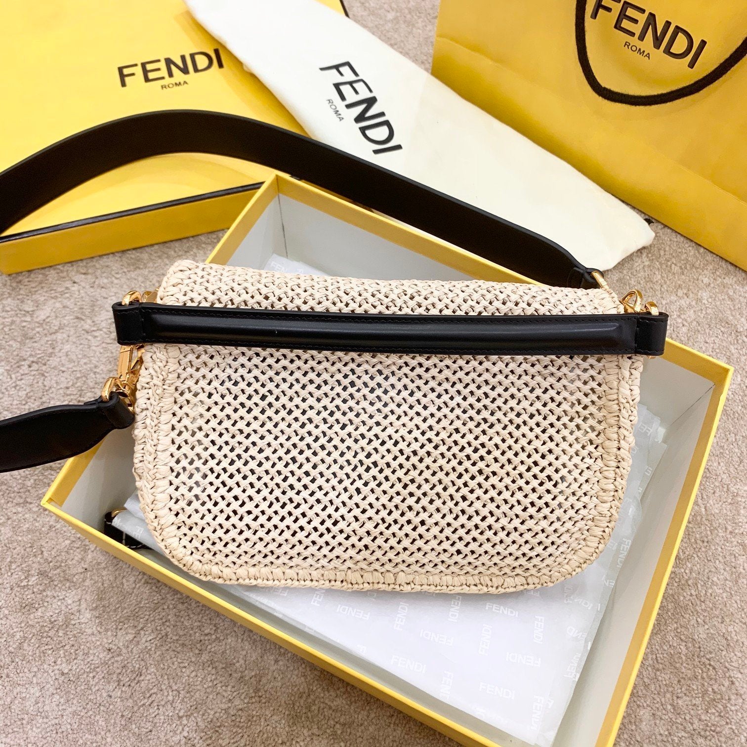 FI Baguette Woven Straw Black For Women, Women&#8217;s Handbags, Shoulder And Crossbody Bags 10.2in/26cm FF