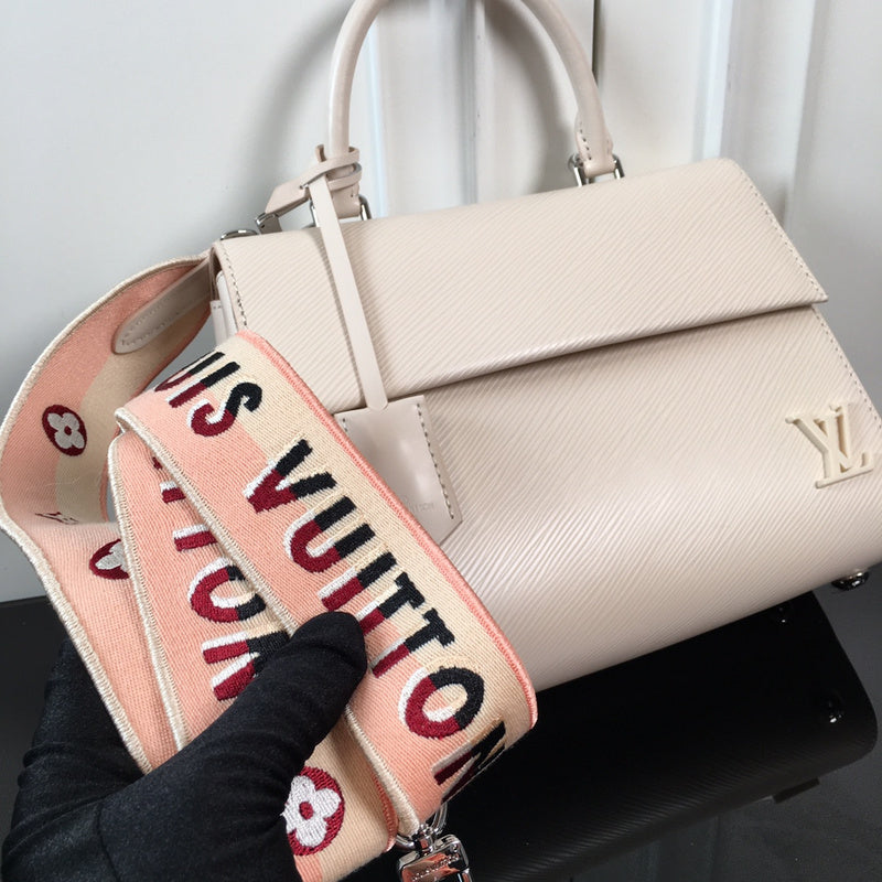 Ver Fashion Lu-Vi bags - 17106