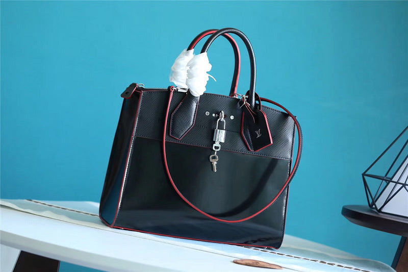 Ver Fashion Lu-Vi bags - 8034