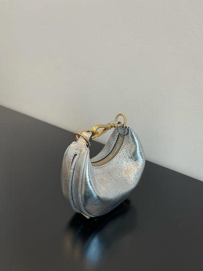FI Nano FIgraphy Silver For Women, Women&#8217;s Handbags 6.7in/17cm FF 7AS089AISPF1HIC