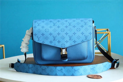 Ver Fashion Lu-Vi bags - 10290