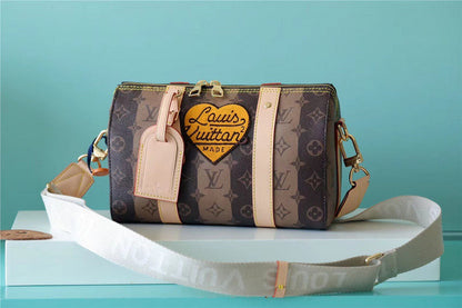 Ver Fashion Lu-Vi bags - 11230