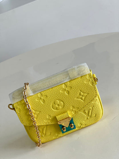 Ver Fashion Lu-Vi Bags - 16821