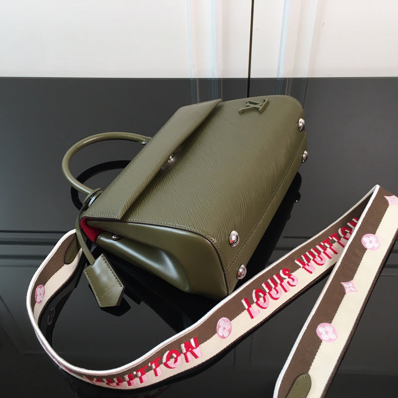 Ver Fashion Lu-Vi bags - 17104