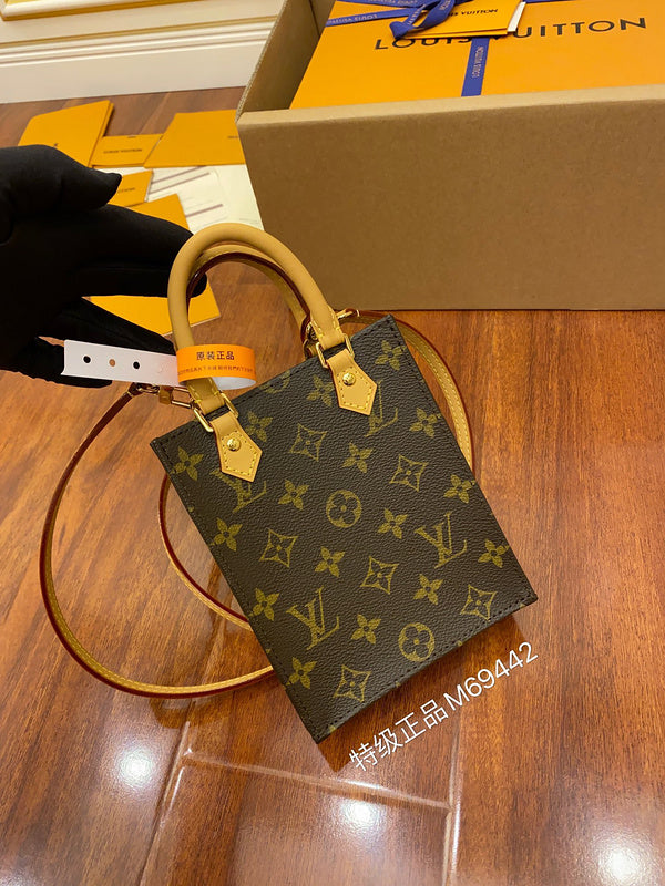 Ver Fashion Lu-Vi bags - 17663