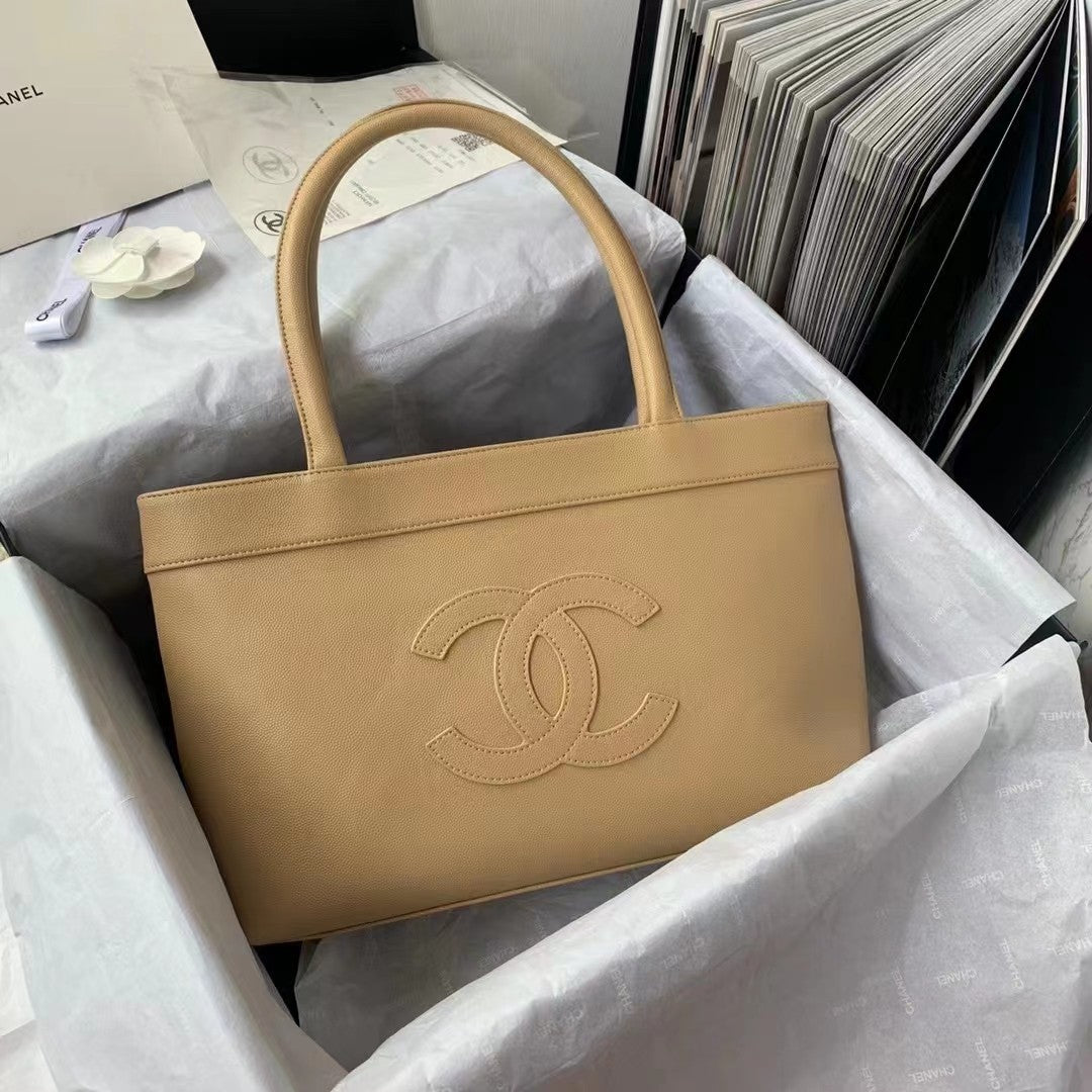 ChanelVintage ChanelOpen Tote Caviar East West Beige For Women, Women’s Bags 14.5in/36.9cm