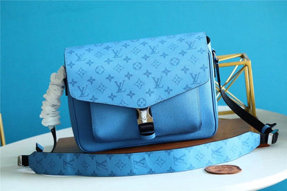 Ver Fashion Lu-Vi bags - 10290