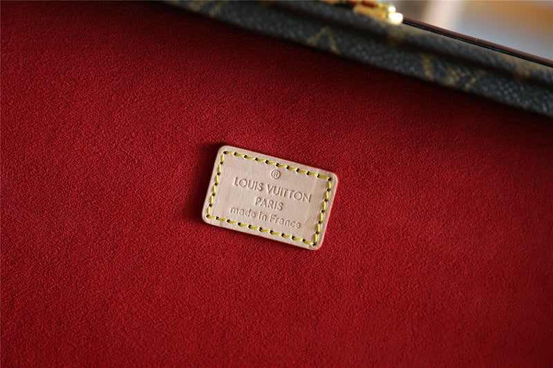 Ver Fashion Lu-Vi bags - 11338