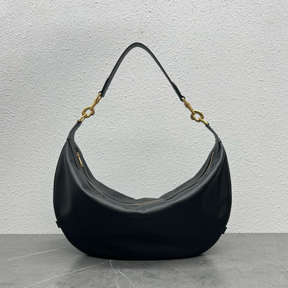CE Medium Leandre Bag In Supple Black For Women 14in/35cm 197263DV7.38NO