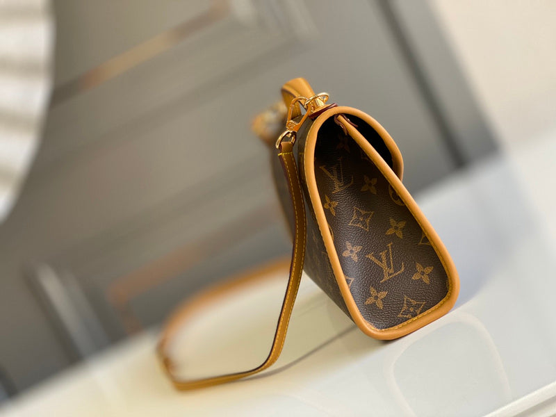 Ver Fashion Lu-Vi bags - 17005