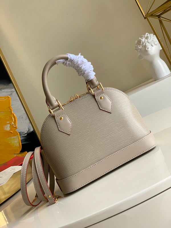 Ver Fashion Lu-Vi bags - 17732