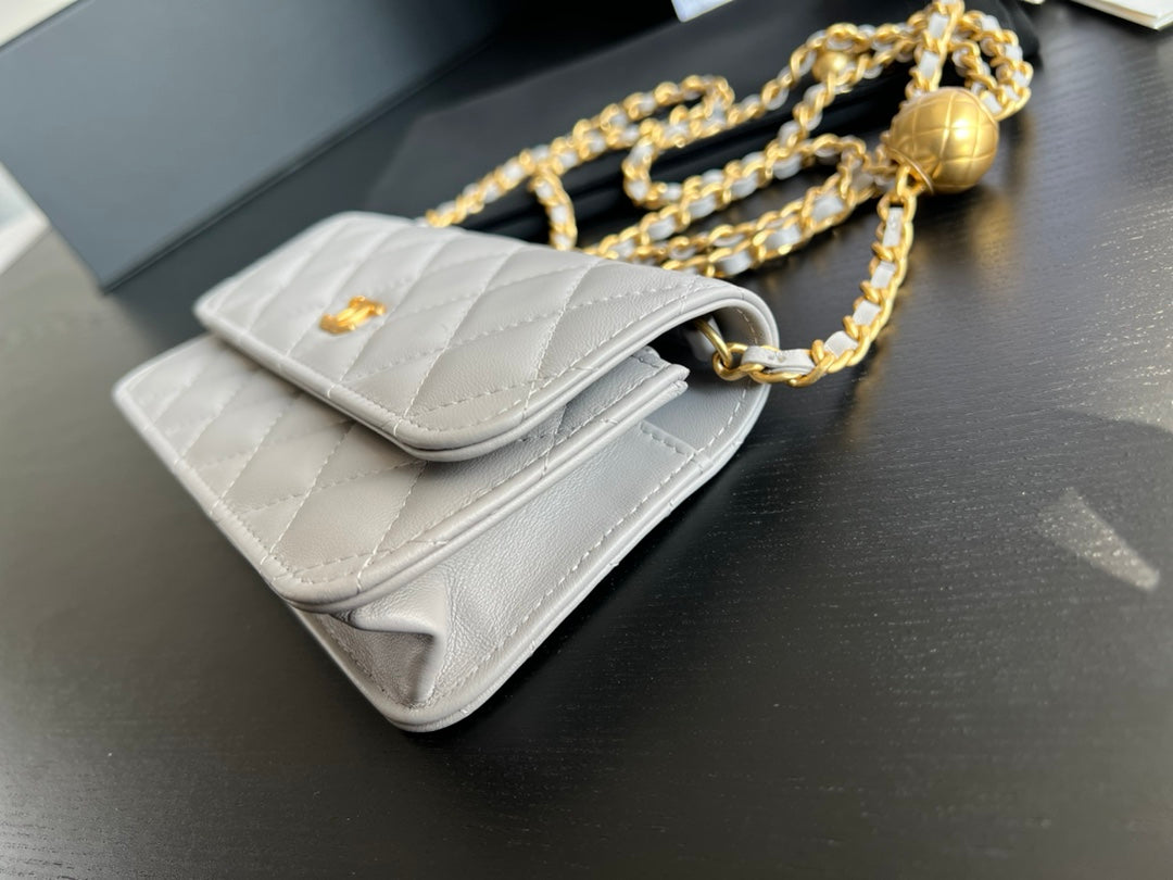 CHL WALLET ON CHAIN BAG WHITE