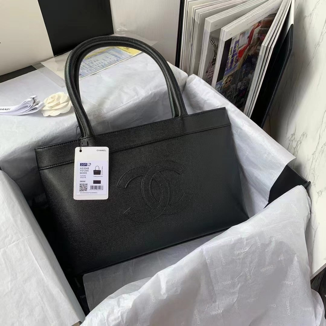 ChanelVintage ChanelOpen Tote Caviar East West Black For Women, Women’s Bags 14.5in/36.9cm