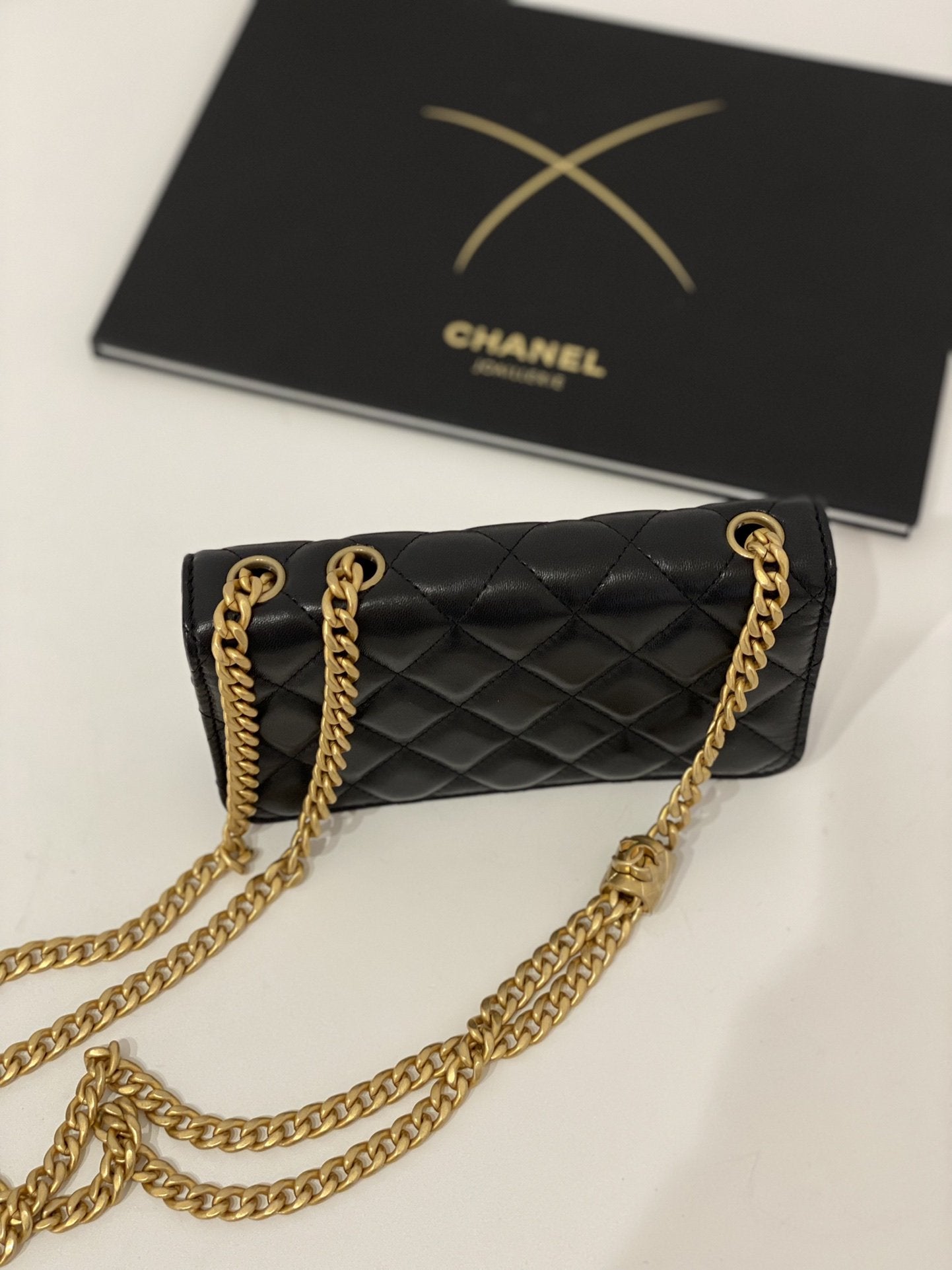ChanelWallet With Strap Black For Women, Women’s Bags 6.7in/17cm