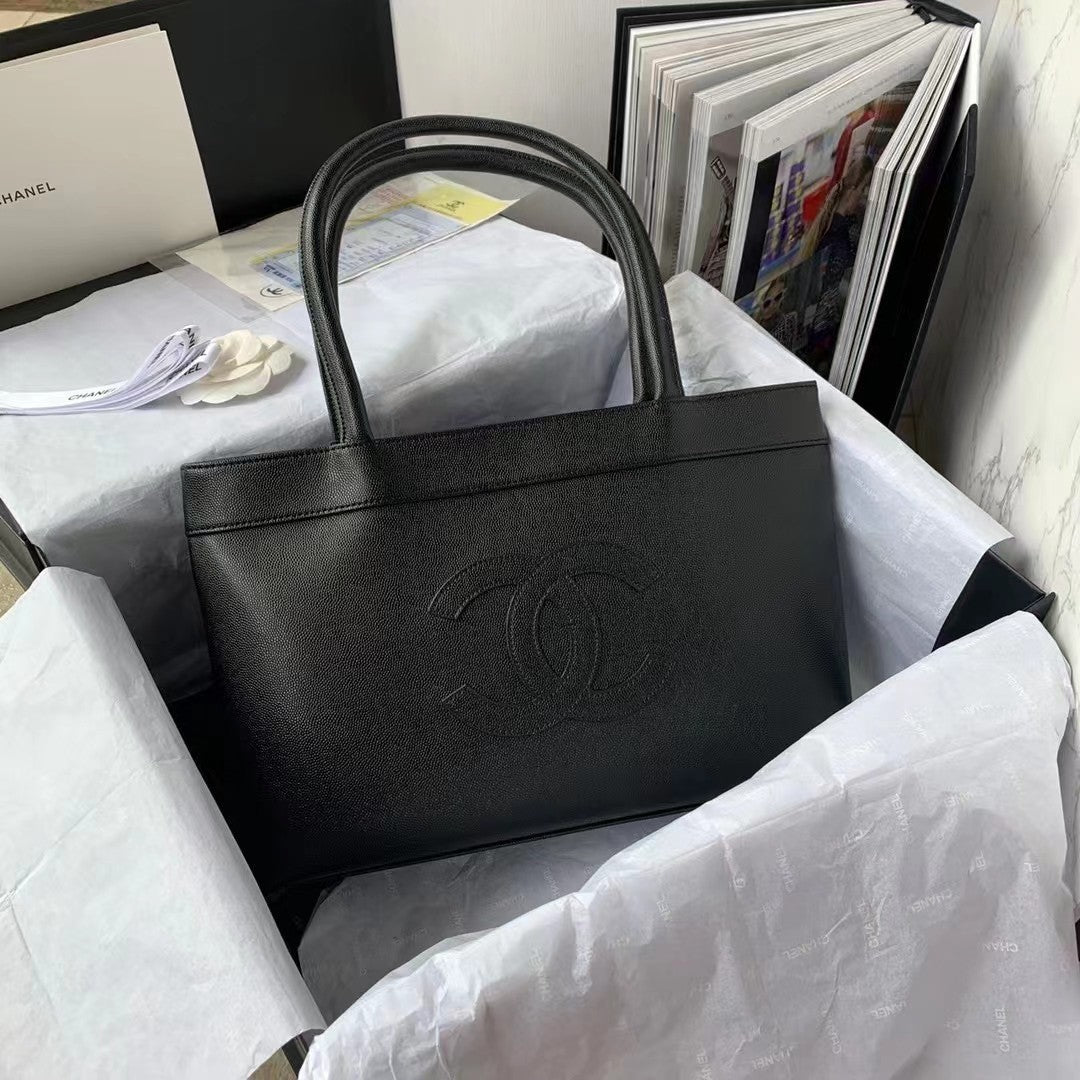 ChanelVintage ChanelOpen Tote Caviar East West Black For Women, Women’s Bags 14.5in/36.9cm