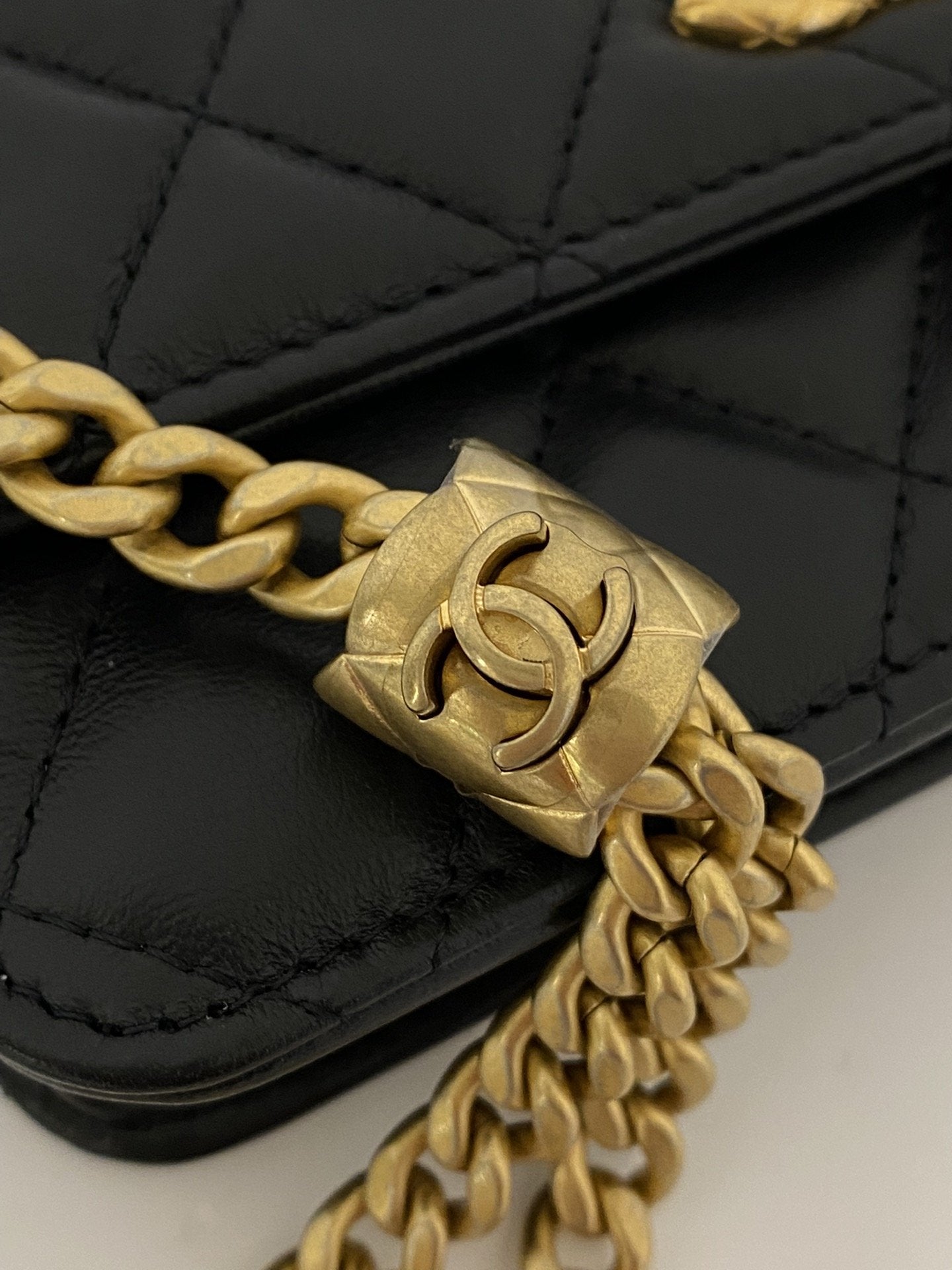 ChanelWallet With Strap Black For Women, Women’s Bags 6.7in/17cm