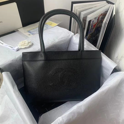 ChanelVintage ChanelOpen Tote Caviar East West Black For Women, Women’s Bags 14.5in/36.9cm