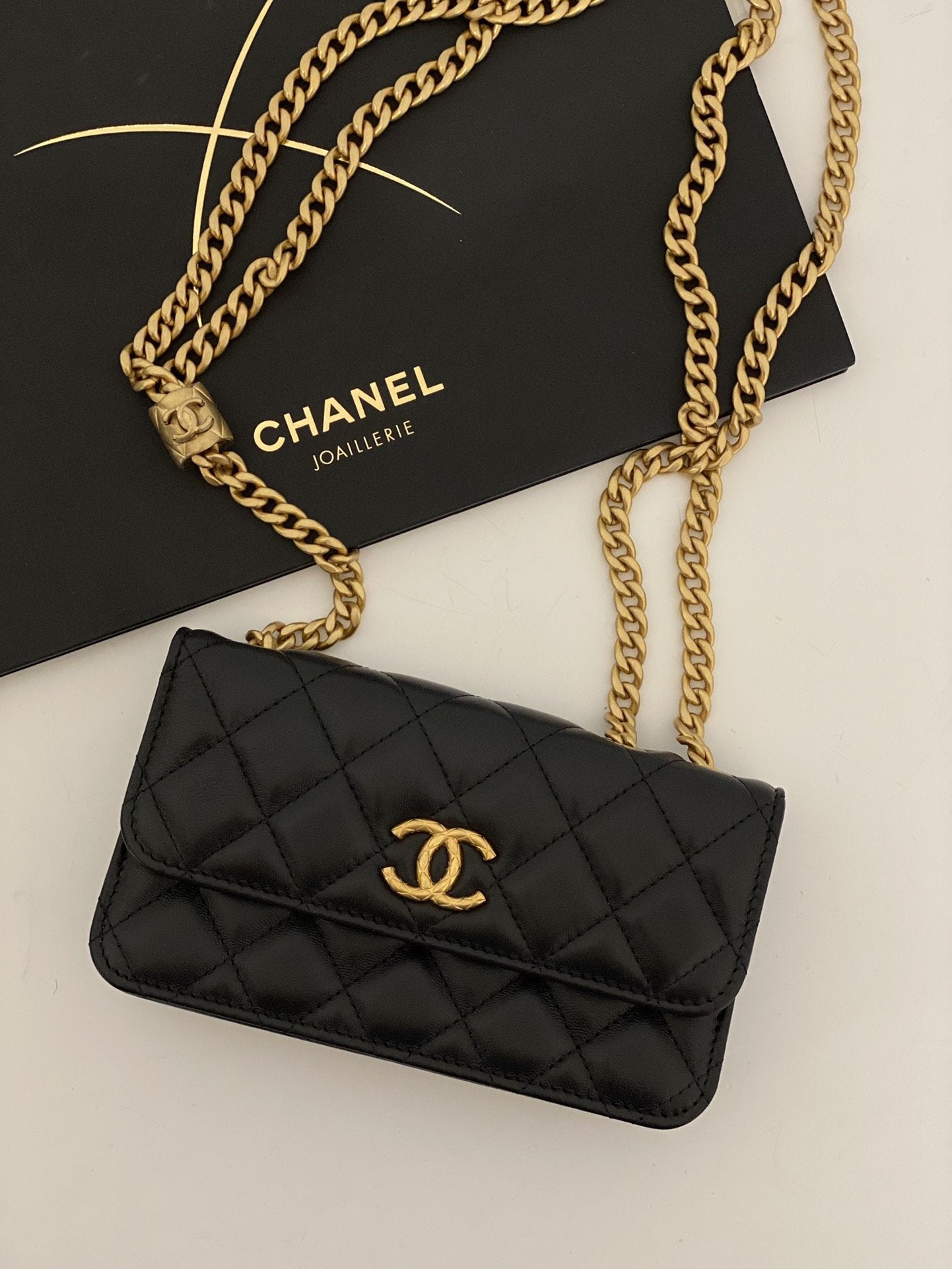 ChanelWallet With Strap Black For Women, Women’s Bags 6.7in/17cm
