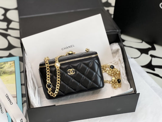 ChanelVanity With Chain Black For Women, Women’s Bags 6.2in/16cm
