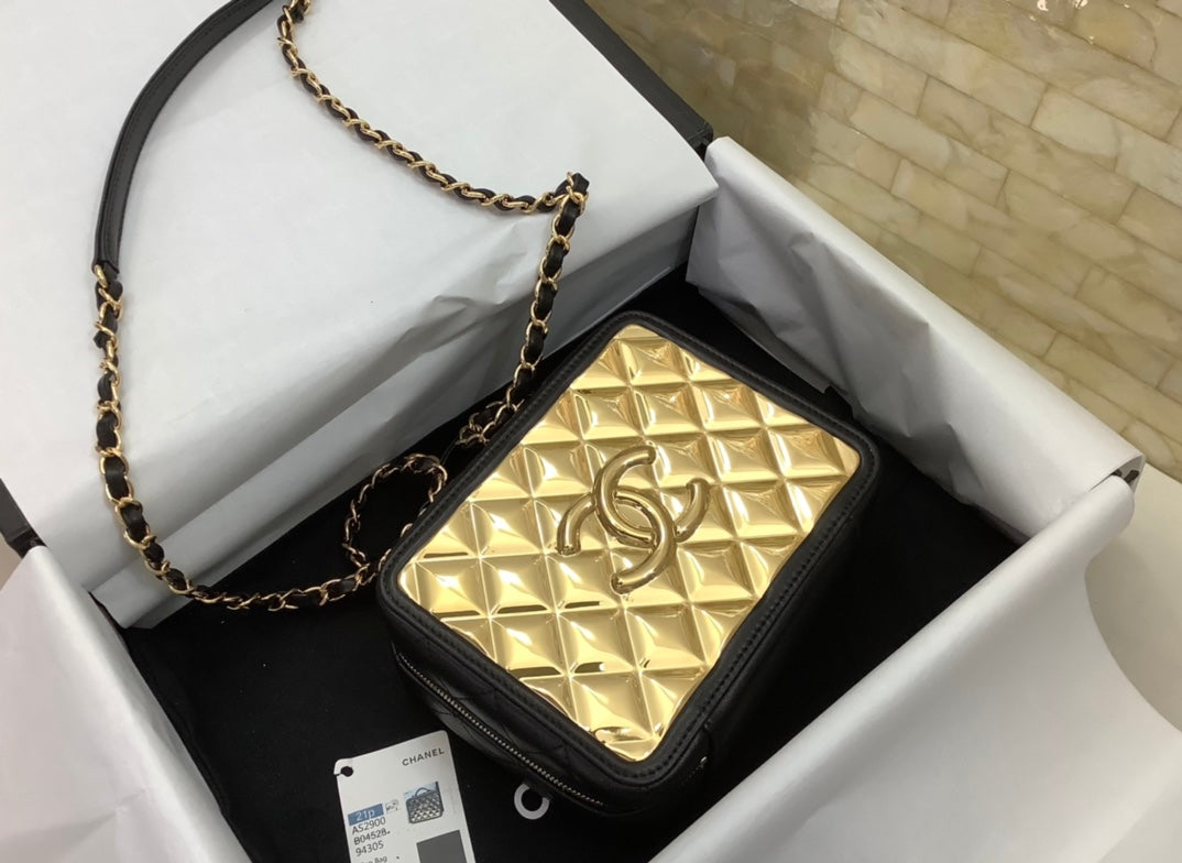 ChanelVanity Case Black With Gold Metal For Women, Women’s Handbags, Shoulder And Crossbody Bags 7.2in/19cm AS2900