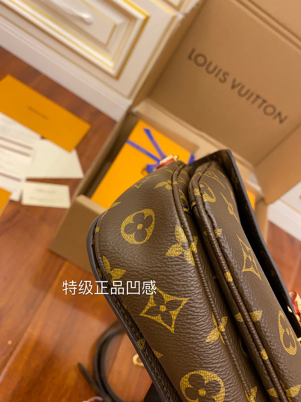 Ver Fashion Lu-Vi bags - 17059