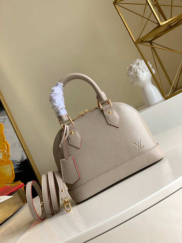 Ver Fashion Lu-Vi bags - 17732