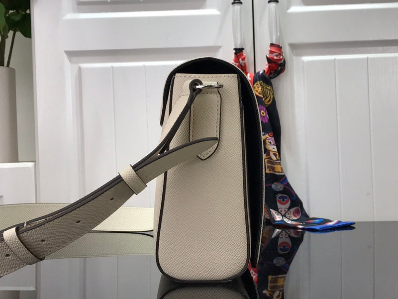 Ver Fashion Lu-Vi bags - 17346