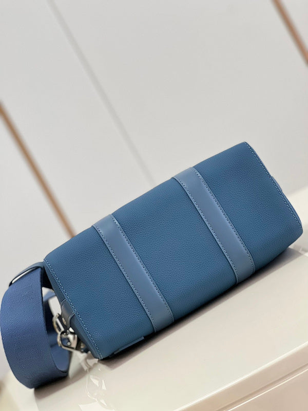 Ver Fashion Lu-Vi bags - 16990
