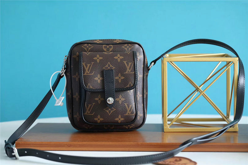 Ver Fashion Lu-Vi bags - 10387