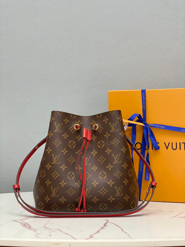 Ver Fashion Lu-Vi bags - 17604