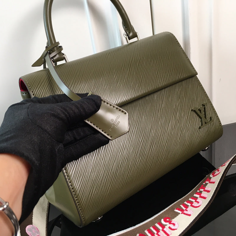 Ver Fashion Lu-Vi bags - 17104
