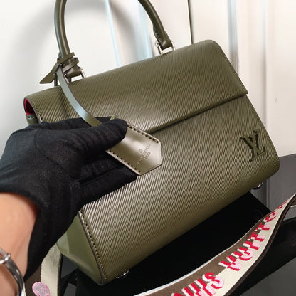 Ver Fashion Lu-Vi bags - 17104