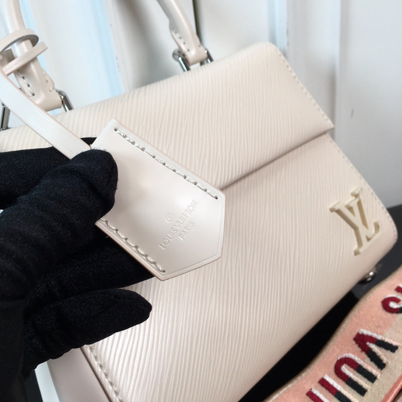 Ver Fashion Lu-Vi bags - 17101