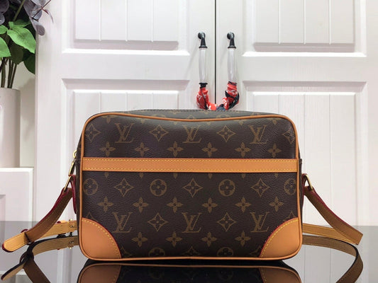Ver Fashion Lu-Vi bags - 17357