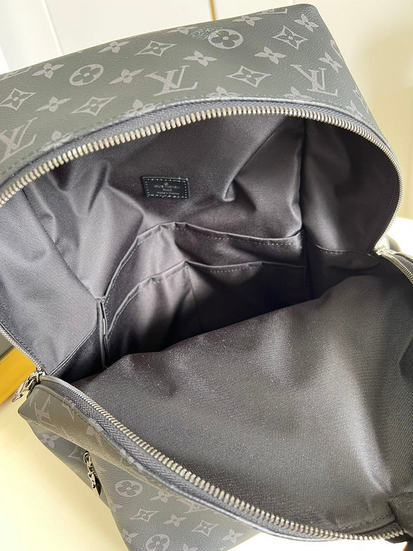 Ver Fashion Lu-Vi bags - 17200