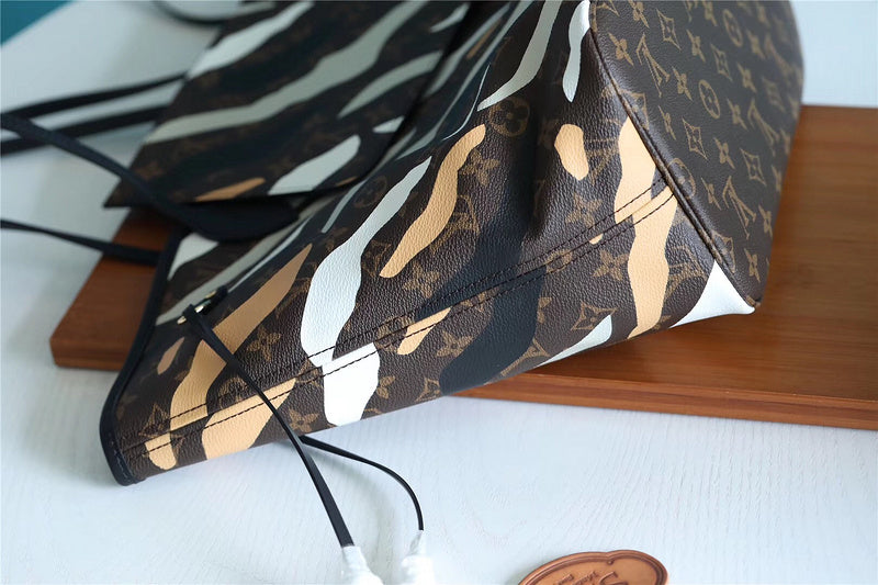Ver Fashion Lu-Vi bags - 8061