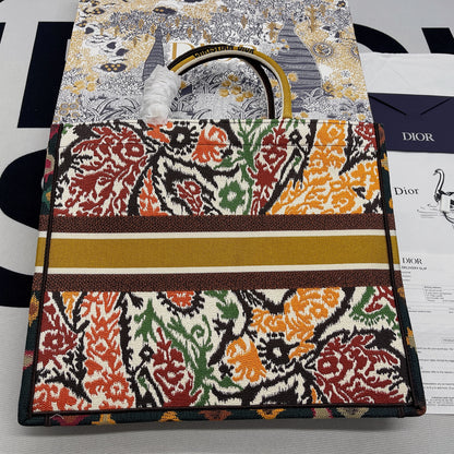 DI Large Book Tote Multicolor, For Women, Women’s Handbags 16.5in/42cm CD