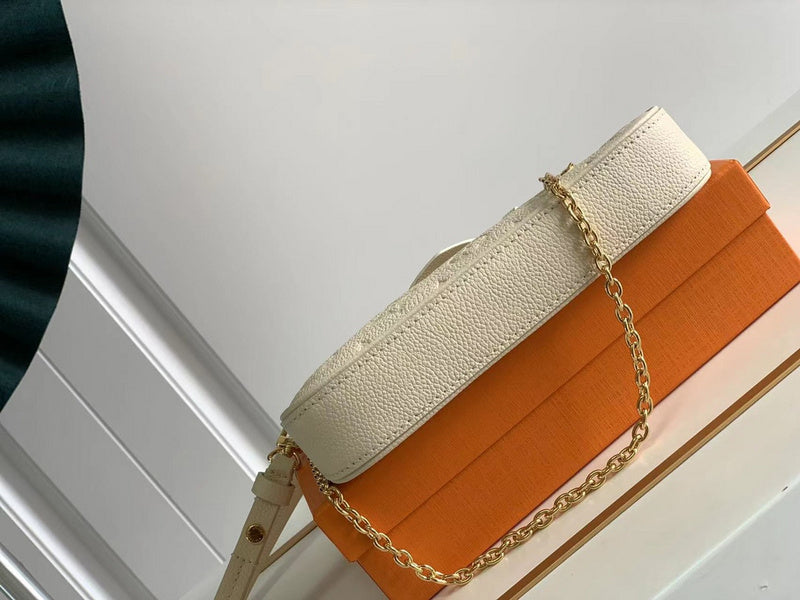 Ver Fashion Lu-Vi bags - 17057