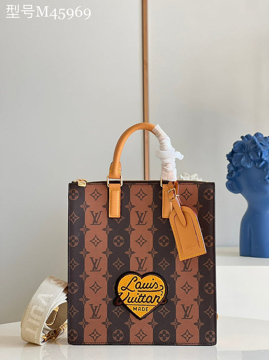 Ver Fashion Lu-Vi bags - 17132