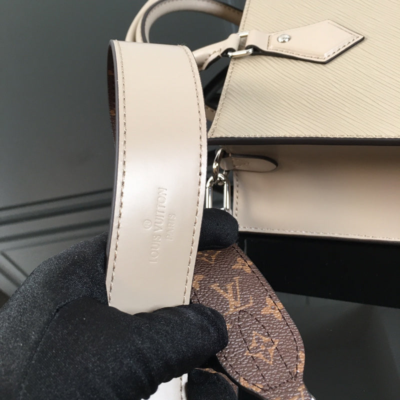 Ver Fashion Lu-Vi bags - 17241